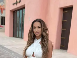 SmokingHot  live sex cam