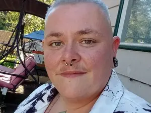 AJthePunk420  live sex cam