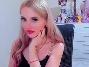 Aybige  live sex cam