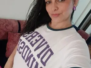 Megan_Milf  live sex cam