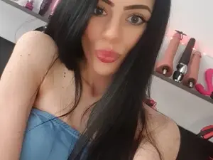 Your_fantasy22  live sex cam