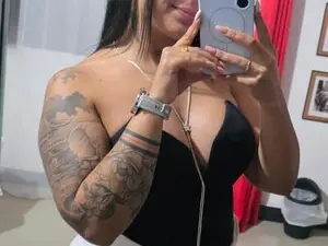 Hillary_jones  live sex cam