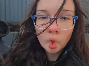 Baby_Melania  live sex cam