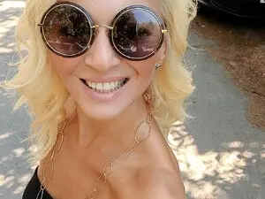 Carla88  live sex cam