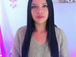Gia_noah  live sex cam