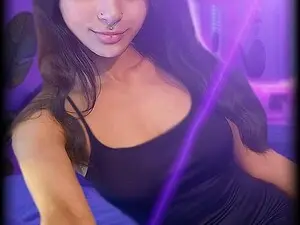 ItsFantasyI  live sex cam
