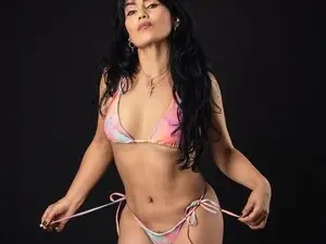 JulietteMoretti  live sex cam