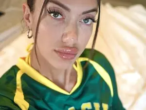 KylieNicole  live sex cam