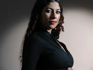 Miaaponss  live sex cam