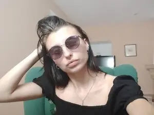 MilanaGreyy  live sex cam