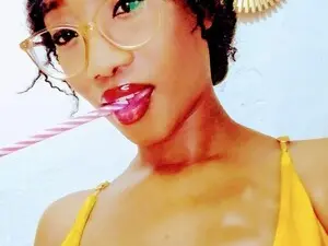 Sexyliciousex  live sex cam