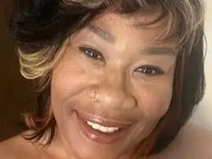TonnyaLuv  live sex cam