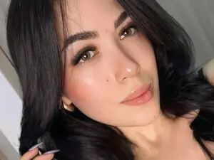 MissBree_  live sex cam