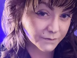 Refriedbeatss  live sex cam