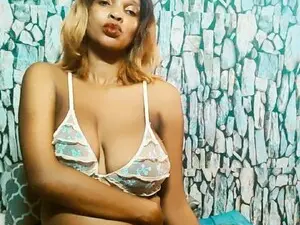 Ebonyindian07  live sex cam