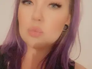 ThickKameron  live sex cam