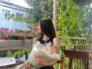 AdeleMoon  live sex cam