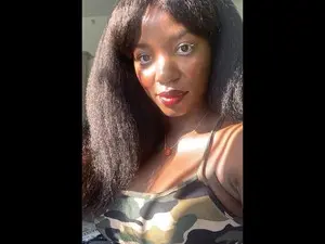Lanaluxxe4  live sex cam