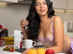 Zarethlauper  live sex cam