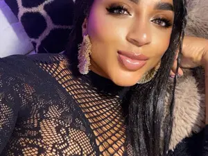 Luxury_alanna  live sex cam