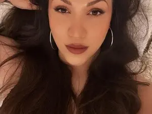 Lara_K  live sex cam