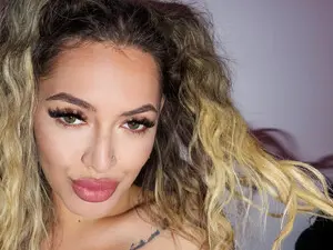EvaKrystal  live sex cam