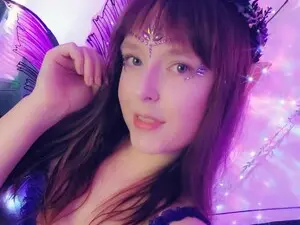 FayeWilde  live sex cam