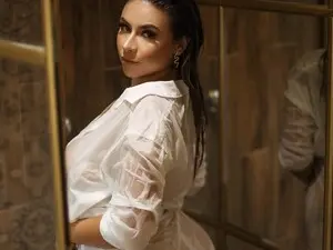 IvannaFerrerr  live sex cam