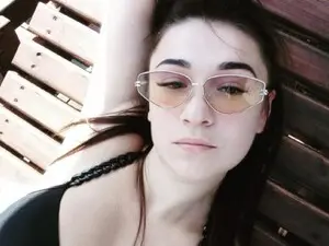 Sofii_gold  live sex cam