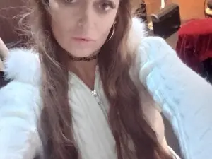 Mylivemiyla  live sex cam