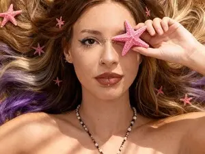 CoraVex  live sex cam