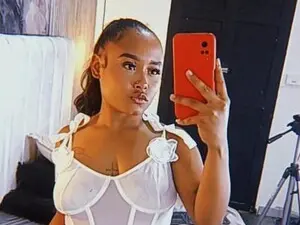 Keyla_Nahir  live sex cam