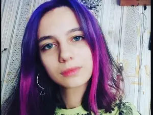 MiniLysii  live sex cam
