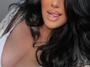 OliviaGlam  live sex cam