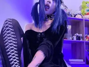 Cyberfreak  live sex cam