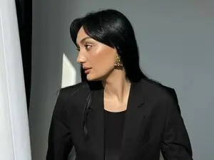 Hello_Ukraine  live sex cam