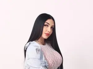 SalmaJade  live sex cam