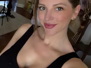Laceygreyy  live sex cam
