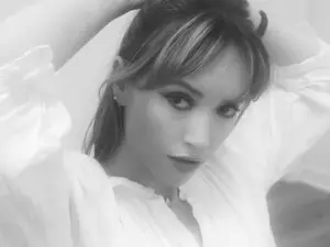 Colette  live sex cam