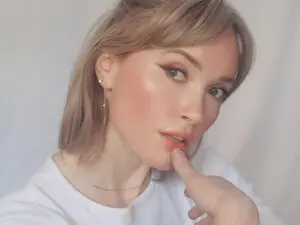 Coletteclaude  live sex cam