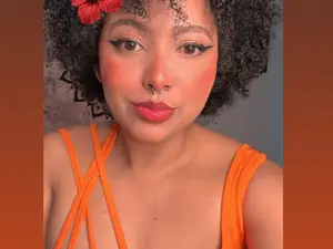 Michell_bling  live sex cam