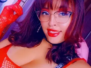 Cristal07  live sex cam
