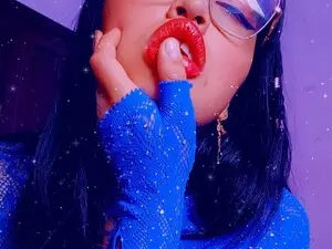 Cristal07  live sex cam