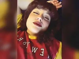 Kushbaby420  live sex cam