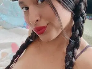 Juliethserna  live sex cam
