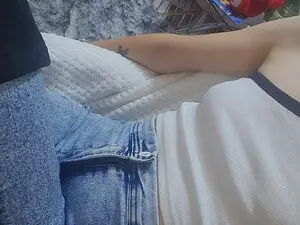 Jessycute1  live sex cam