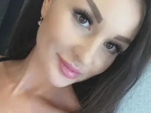 LianaQueen  live sex cam