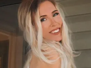 Troublesome  live sex cam