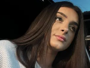 ElinaRossi  live sex cam