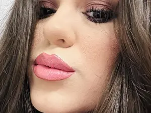 LaylaLayla1  live sex cam